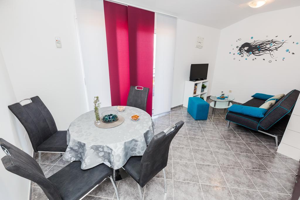 Apartments Viljac Trogir Cameră foto