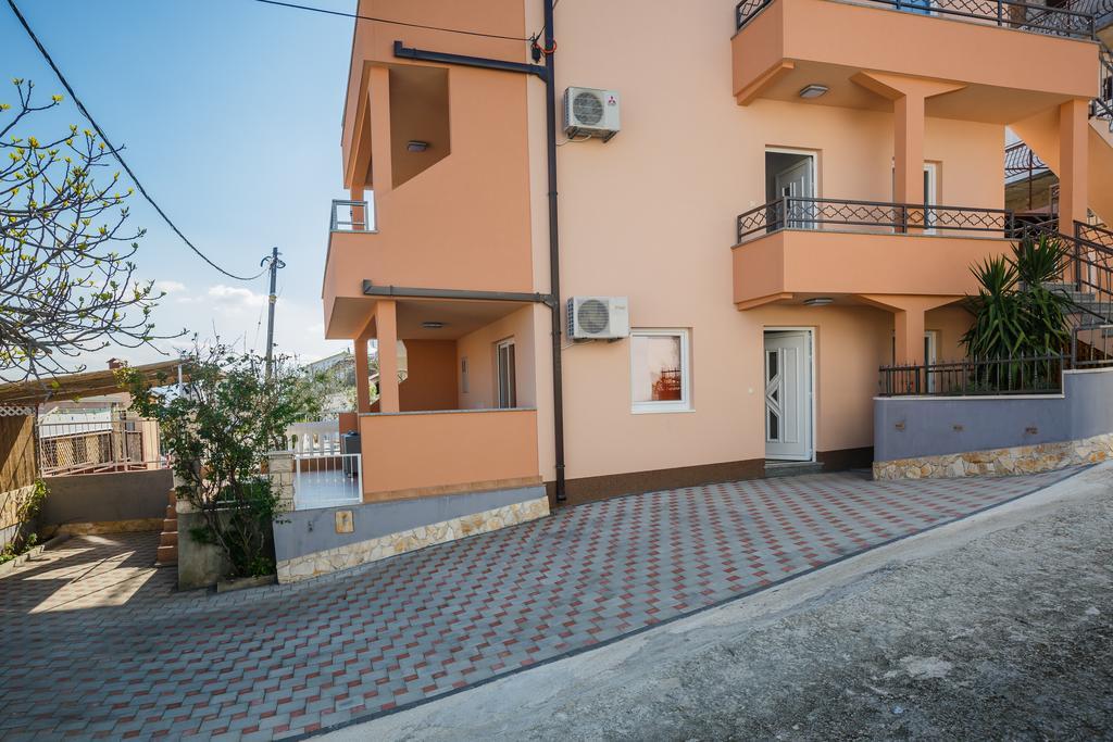 Apartments Viljac Trogir Exterior foto