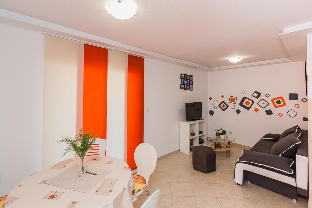Apartments Viljac Trogir Cameră foto